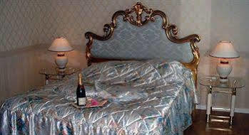 Hotel Lodewijk Male 3*
